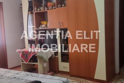 Apartament 2 camere, zona Capat 1, etajul 1 - 3