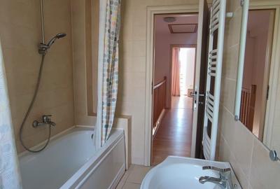 Vila 4 camere - Dantelei sector 5 - 9