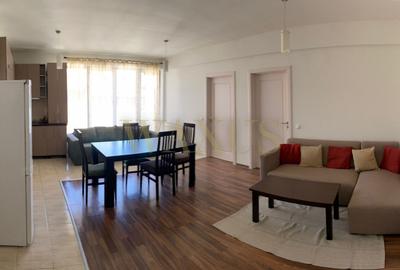 Apartament cu 3 camere decomandat, mobilat în Florești