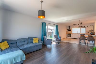 Casă individuală cu 3 camere în Sânpetru