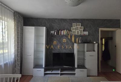 Apartament cu 3 camere semidecomandat în Dacia
