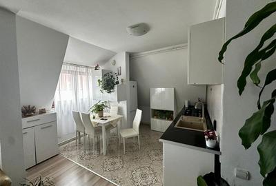 Apartament modern 3 camere la mansarda zona Semaforului - 3