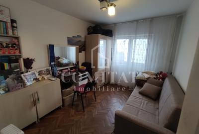 Apartament cu 3 camere | Zona Între Lacuri - 1