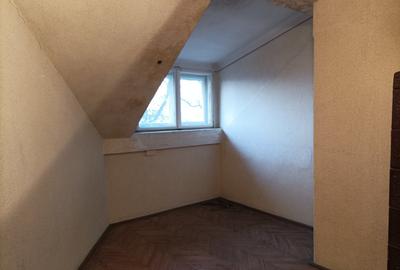 Apartament 3 camere liber la vanzare zona Central - 6