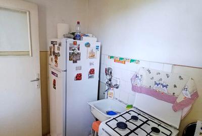 Garsoniera cocheta, zona Gr.Ureche - Darmanesti - 11