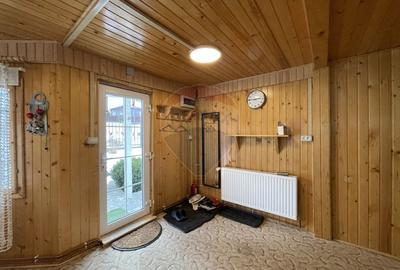 Casa de vacanta Predeal, langa padure, istoric airbnb - 10