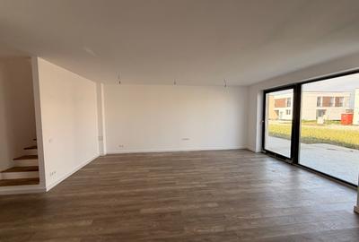 Vila 4 camere- 216 mp total, 118mp utili complex HANN- langa Cosmopolis - 1