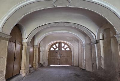 Apartament spectaculos de 78 mp de vânzare în Palatul Teleki – Clădire monume - 6