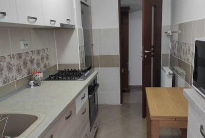 Apartament 3 camere liber la vanzare, mobilat si utilat zona Astra - 8