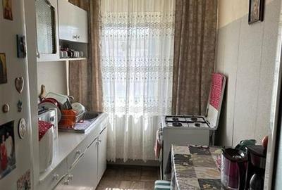 Apartament 1 camera bine intretinut etaj 4 din 5 zona Buziasului - 1