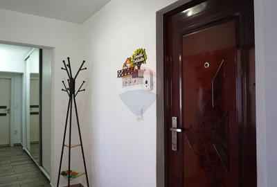 Apartament cu 3 decomandat de vânzare pe Calea Bucuresti 63 mp+balcon - 12