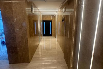 Apartament cu 3 camere decomandat în P-ța Muncii