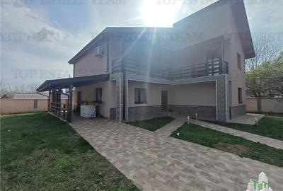 Casă individuală cu 5 camere în Ciorogârla