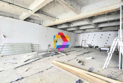 Spațiu comercial, 960 mp în Centrul Civic