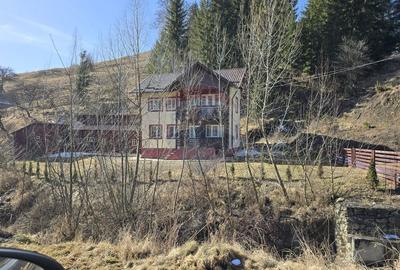 Casă / Vilă cu 5 camere de vânzare - 4