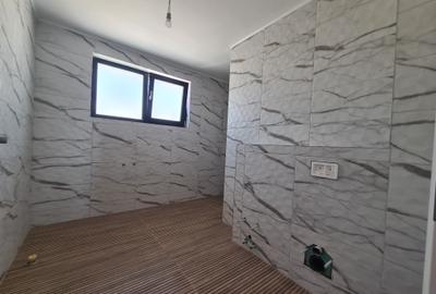 Casă nouă 4, camere în Odăi- Otopeni – 125 mp utili, curte 250 mp, zona buna. - 25