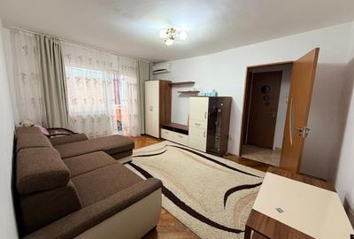 Apartament cu 2 camere - et 3 - zona Calea Sagului - 1