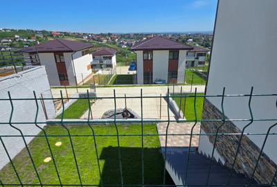 Vila tip Duplex de vanzare finalizat cu teren 400mp - 35