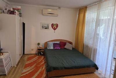 Apartament cu 2 camere decomandat în Dristor