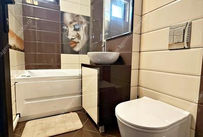 	Apartament cu 3 camere decomandat, la etajul 3, in cartierul Micro 20. - 8