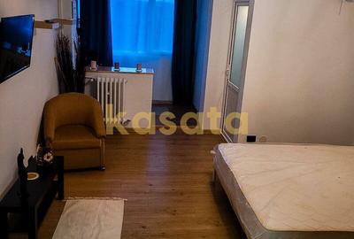 Favorit | Garsonieră de închiriat | Metrou - 1