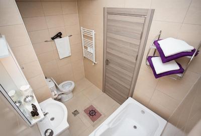 2 Camere - Langa plaja - Cluburi - Restaurante - 3
