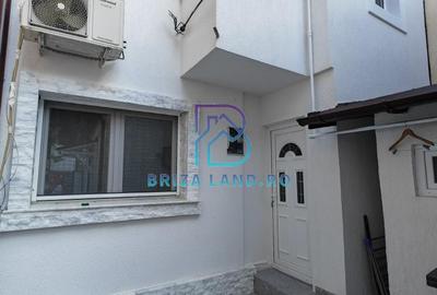 1 Mai, Domenii, casa 2 corpuri, total 4 camere, 3 bai, 2 bucatarii, teren 118mp - 1