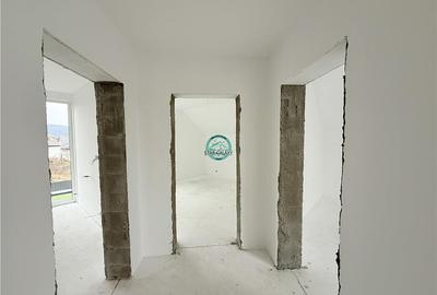 Vand casa cu 4 camere, 2 bai, suprafata utila 140 si teren 500 mp - 19