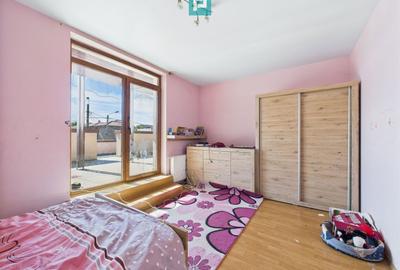 Casă în Mehala - Ideală pentru două familii - 13