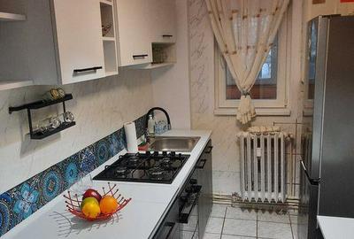 Apartament cu 2 camere semidecomandat în Mircea cel Bătrân