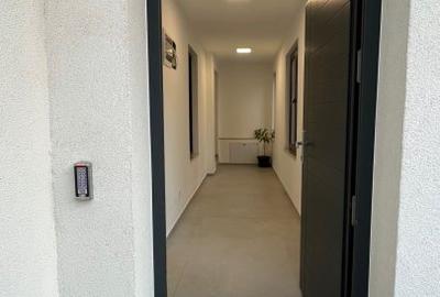 Tineretului-Parcul Carol ,casa renovată P+1,fara curte ,100 mp ,terasa mare - 1