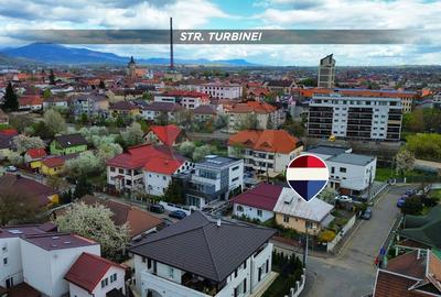 Comision 0% – Casa ultracentrala, liniștita, cu garaj - 14