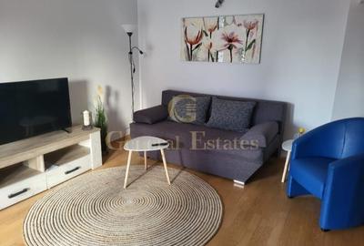 Apartament cu 2 camere semidecomandat în Centrul Civic