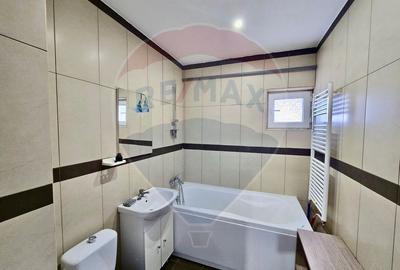 Apartament cu 2 camere de închiriat, loc de parcare, Ared Uta - 4