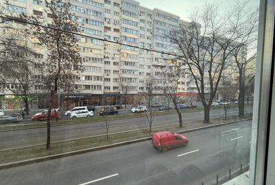 Victoriei, Titulescu,3 camere decomandat,82 mp, etaj 1,bloc 1979, OCAZIE - 1