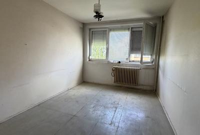 2 camere | De renovat | Drumul taberei | Romancierilor | Metrou 2' - 4