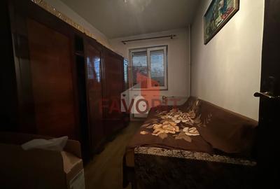 3 camere | etaj 1 | mobilat si utilat | zona excelenta | - 8