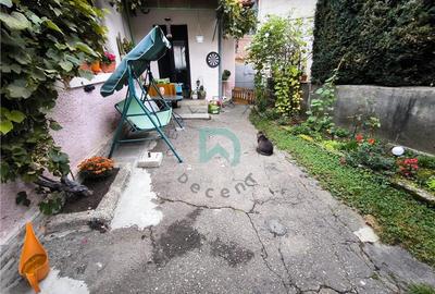 Casă cu 3 camere în Schei