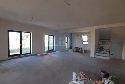 Casa superba, D+P+E, locatie centrala, view panoramic! - 14