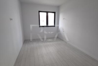 3 camere P/5, parcare, centrala, gradina,  Bdul Timisoara. - 3