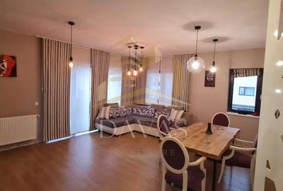 Apartament cu 3 camere semidecomandat, mobilat în Bună Ziua