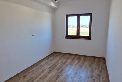 De vanzare 1/2 Duplex Sacalaz - 12