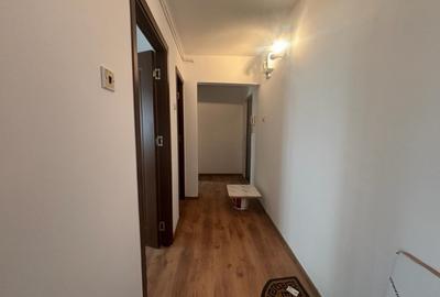 Apartament 3 camere renovat – 82 mpc – Etaj 1 - 4