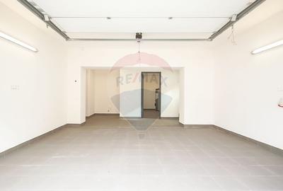La poalele Tâmpei — vilă contemporană în Schei - 9