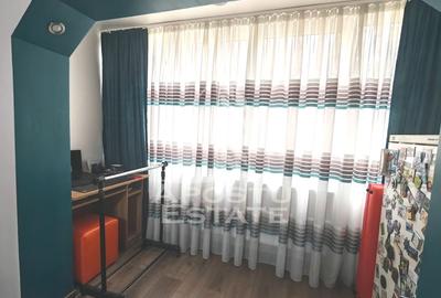 Apartament de vanzare, 4 camere, 2 bai, etajul 1, centrala proprie, Lipovei - 7