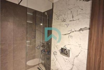 Penthouse, Qualis 2, Tractorul - 15