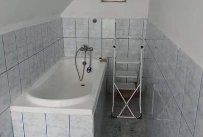 Casă tip duplex cu 4 dormitoare de închiriat – ideală pentru familie/ muncitori - 10