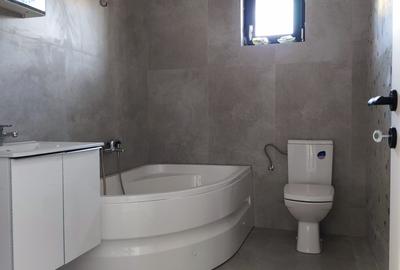 FARA COMISIOANE in Gulia casa cu 4 camere 2 bai terasa PARTER+pod placa la cheie - 31
