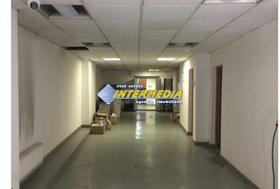 Spatiu Birouri 900 mp Cabinete Clinici Banci Shouroom-uri Alba Iulia Centru - 1