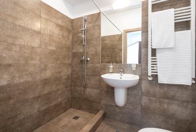 Garsoniera tip open space in bloc solid si modern - 9